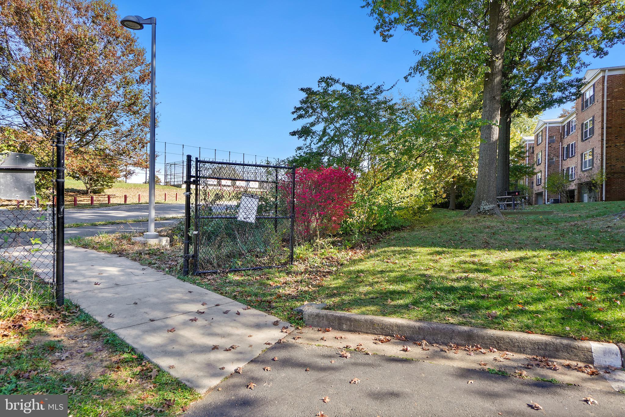 7600 Tremayne Pl #210