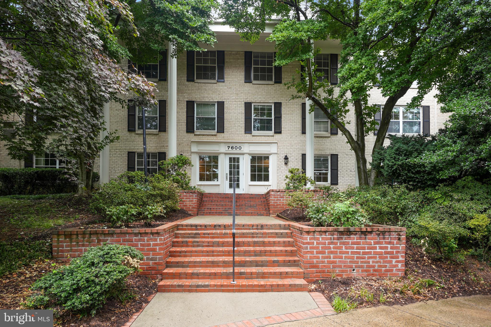 7600 Tremayne Pl #210