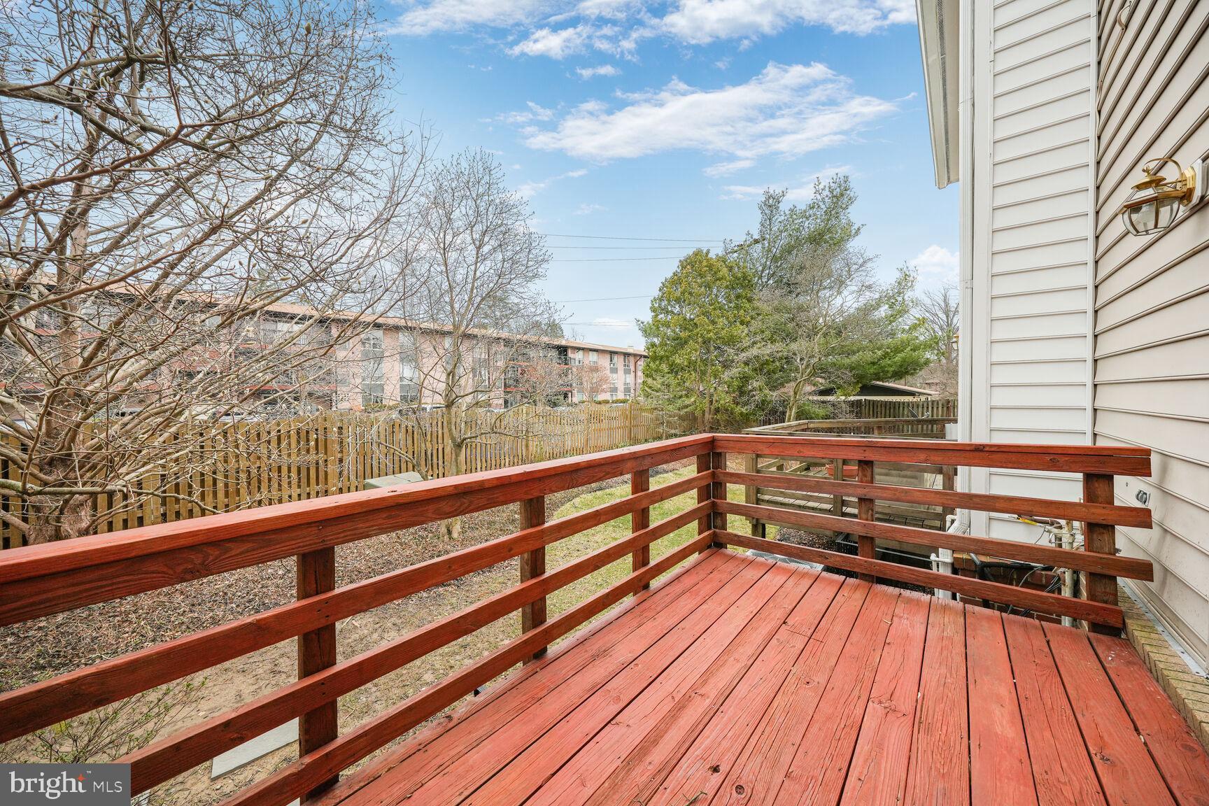 215 Locust St SE #C