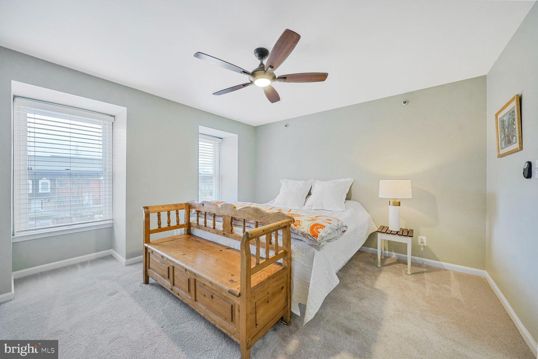 215 Locust St SE #C