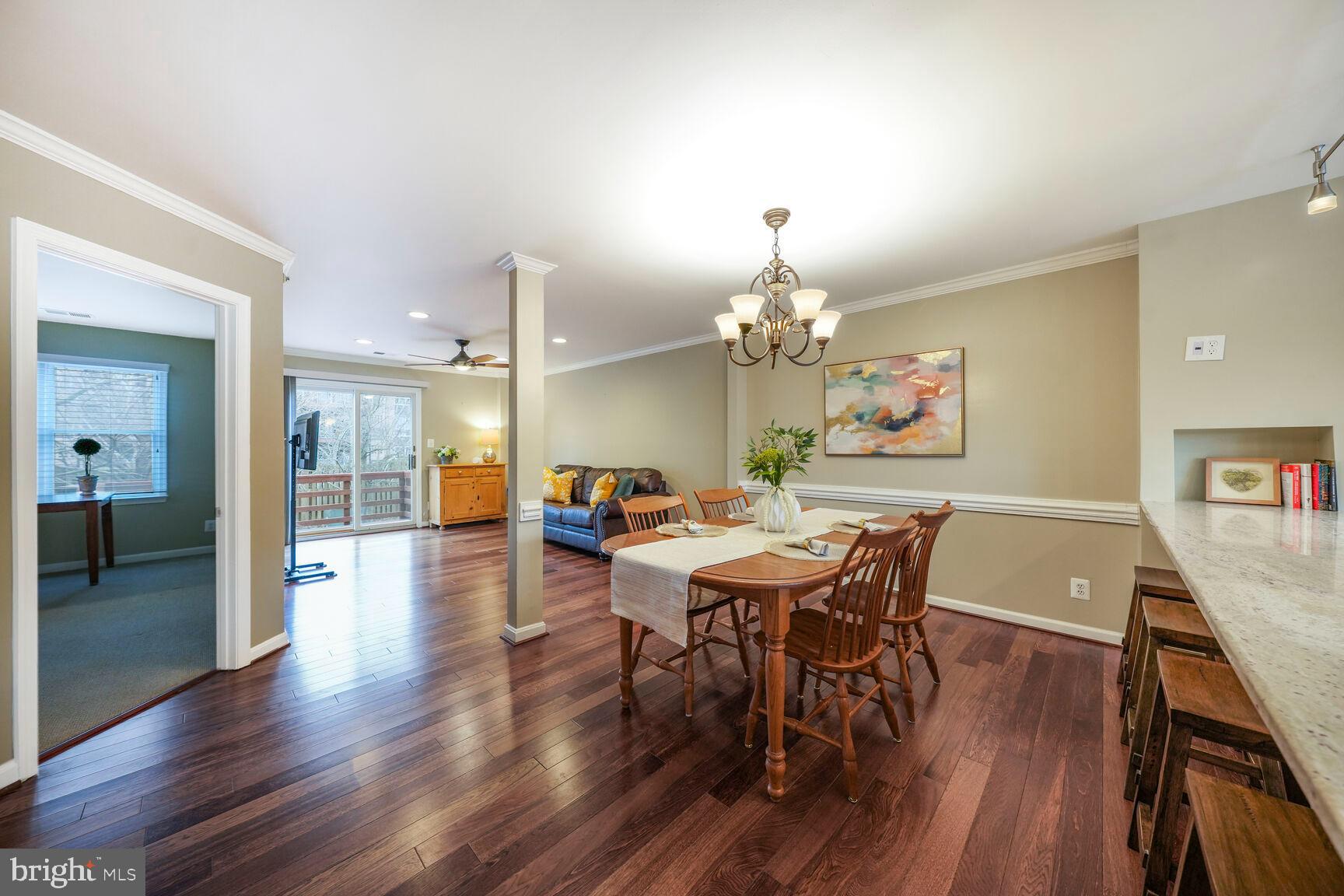 215 Locust St SE #C