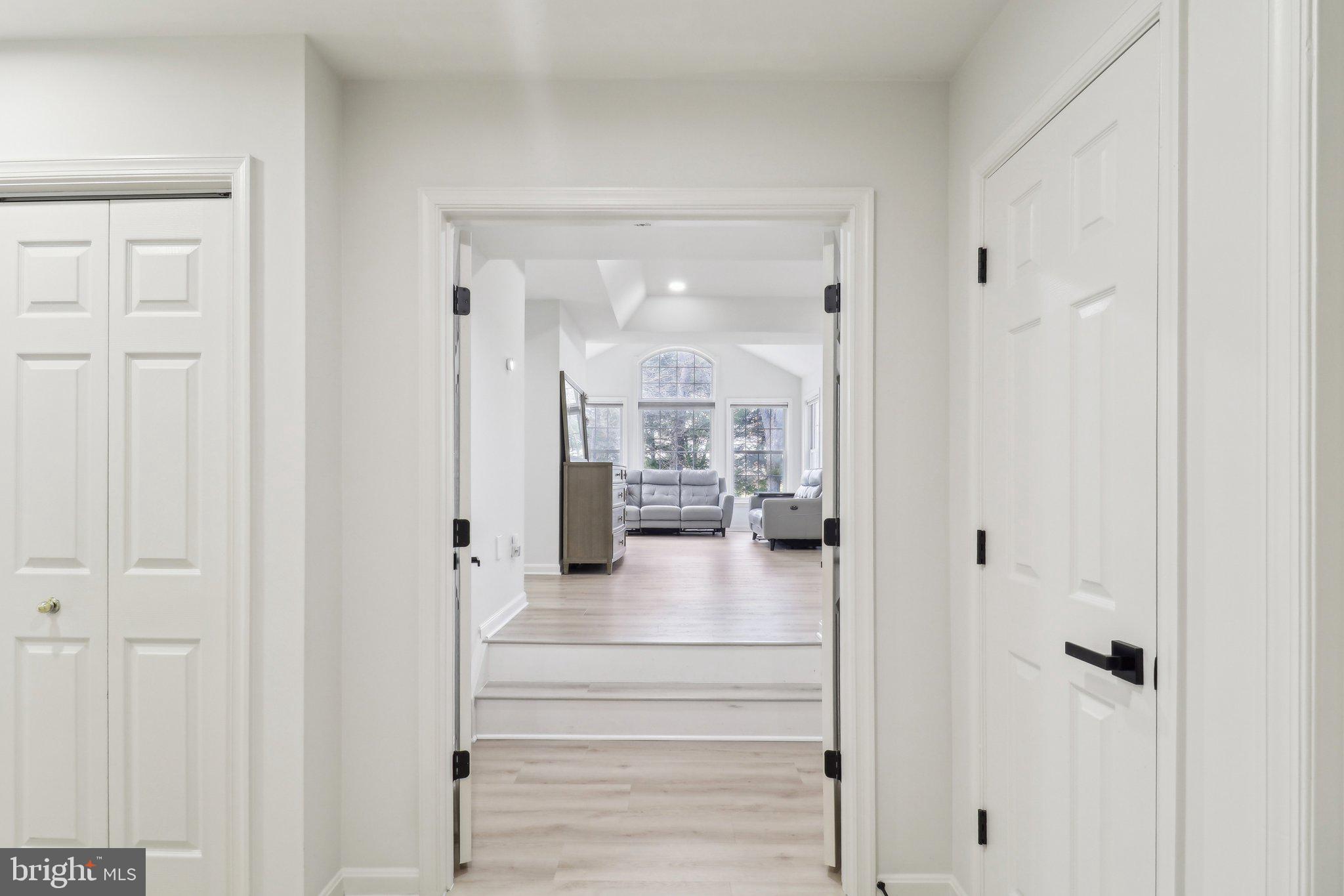 3828 Highland Oaks Dr