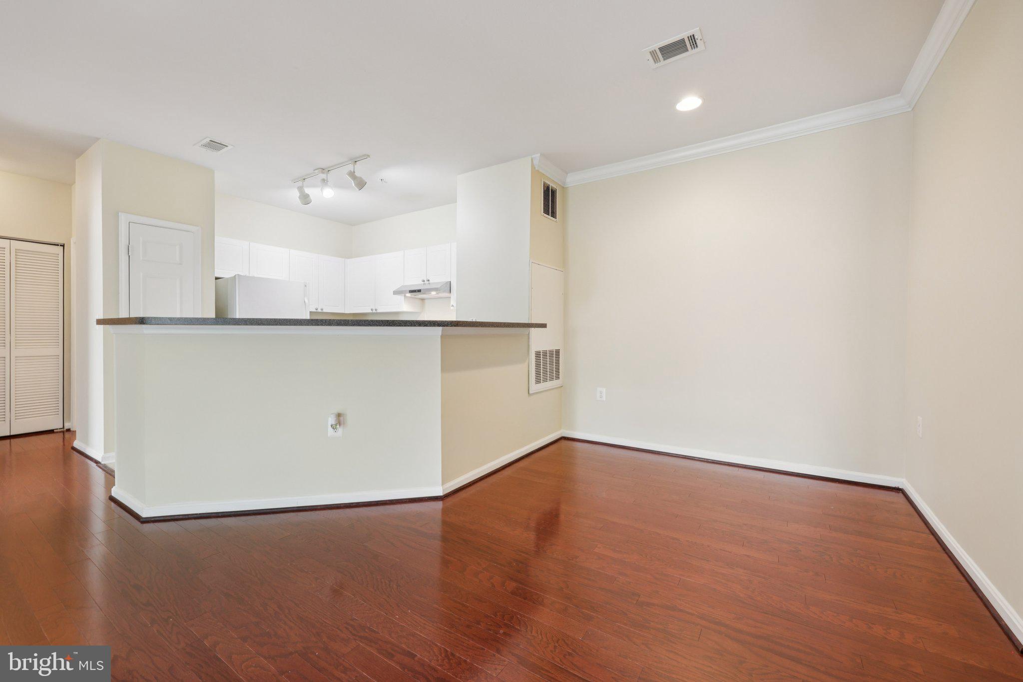 11355 ARISTOTLE DRIVE 8-313