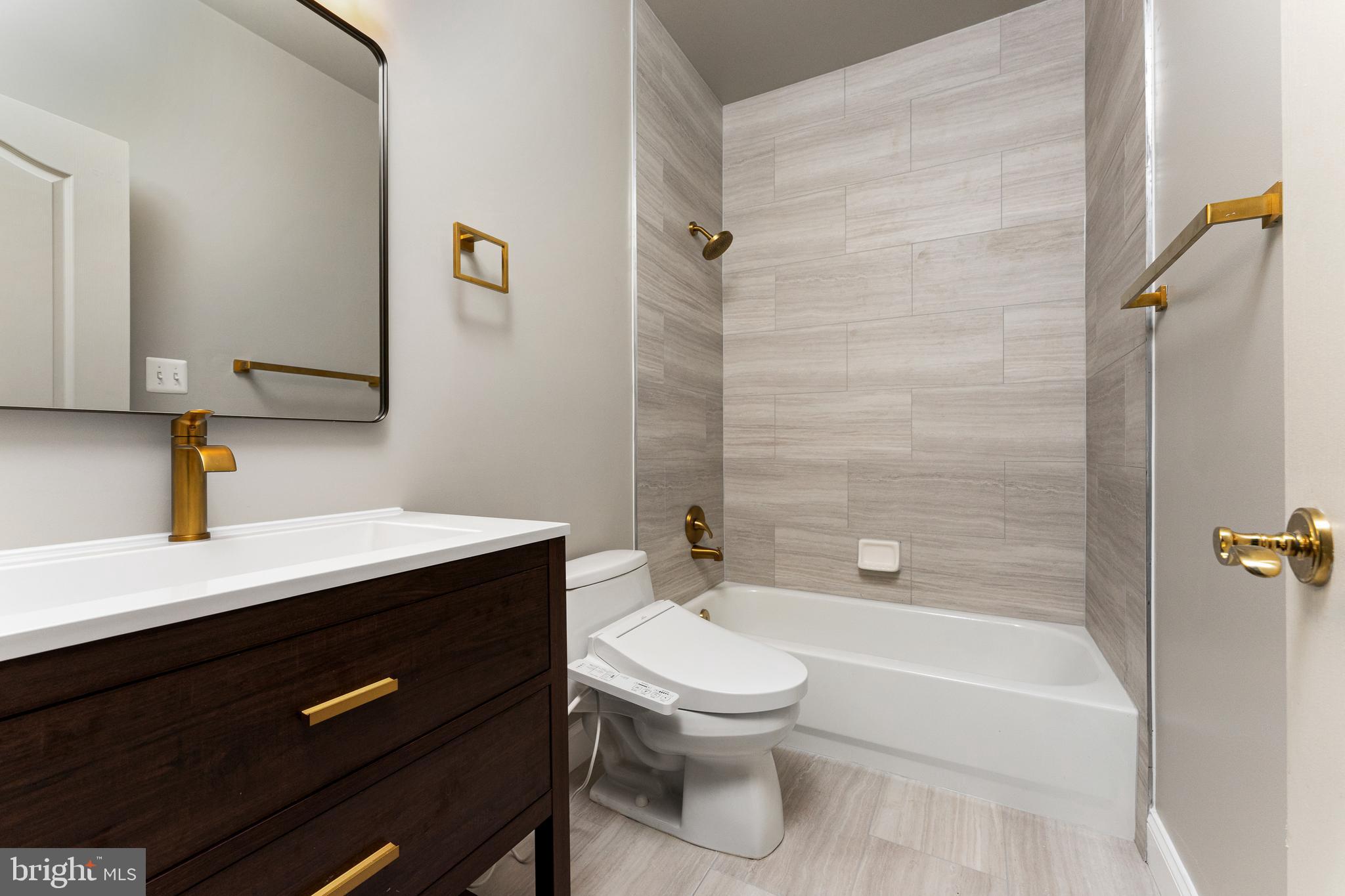 1445 MAYHURST BOULEVARD