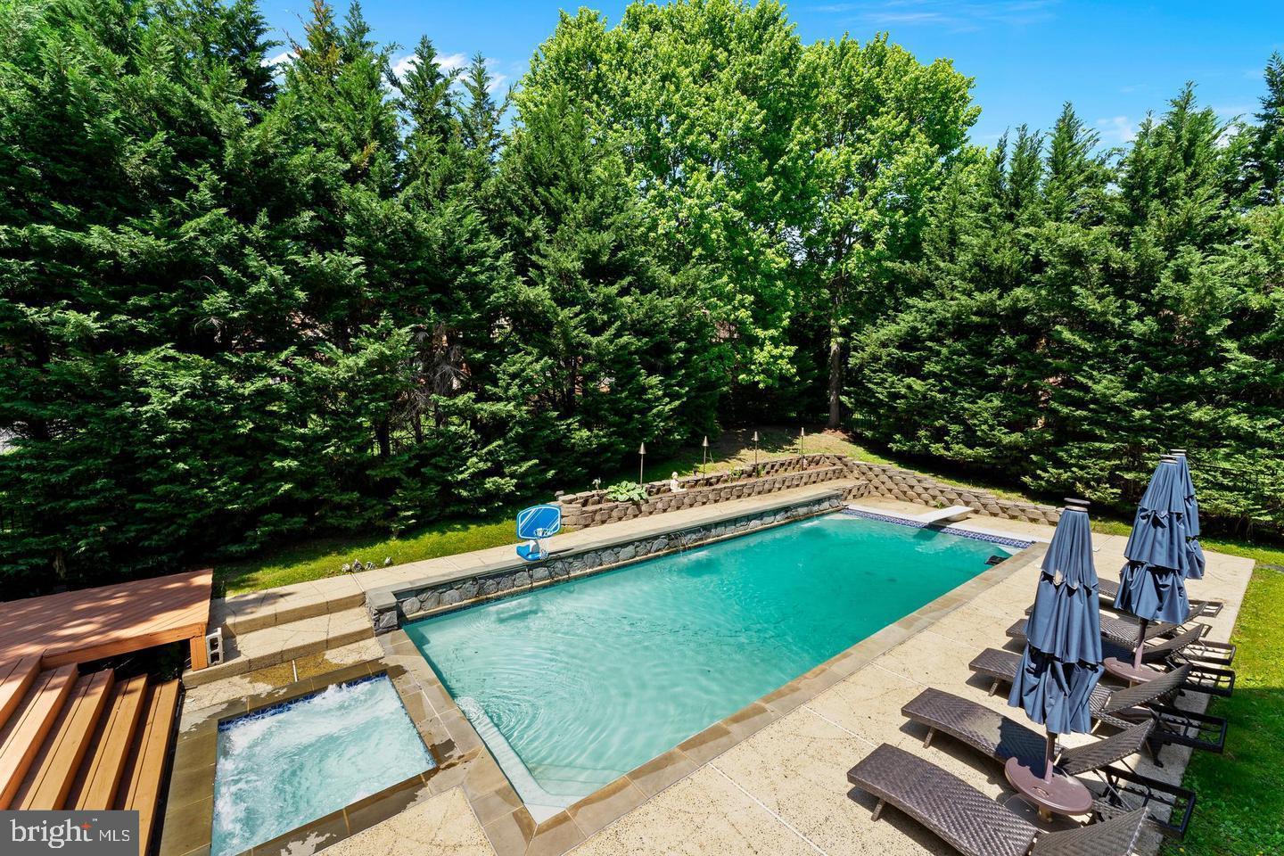 1445 MAYHURST BOULEVARD