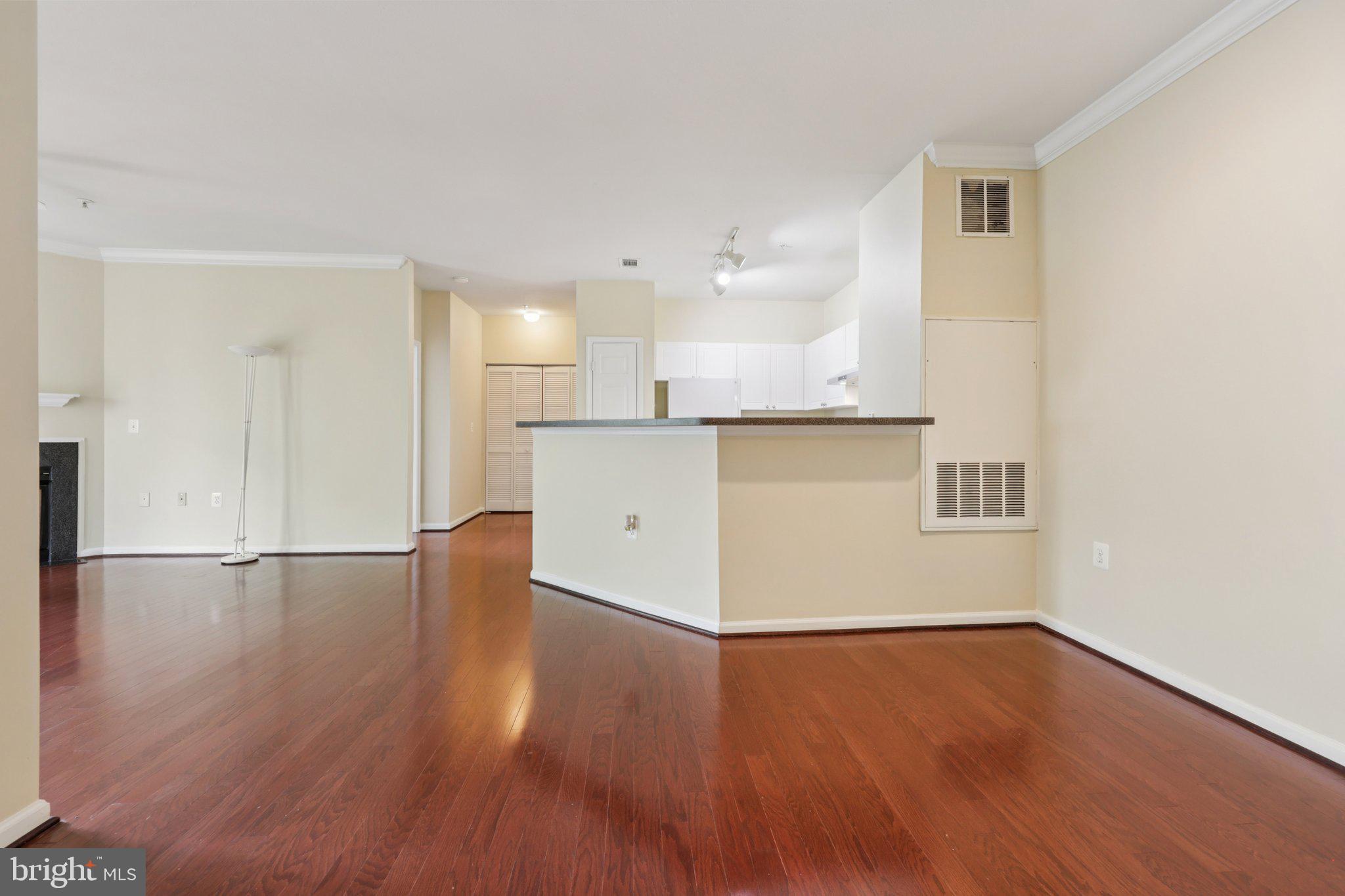 11355 ARISTOTLE DRIVE 8-313