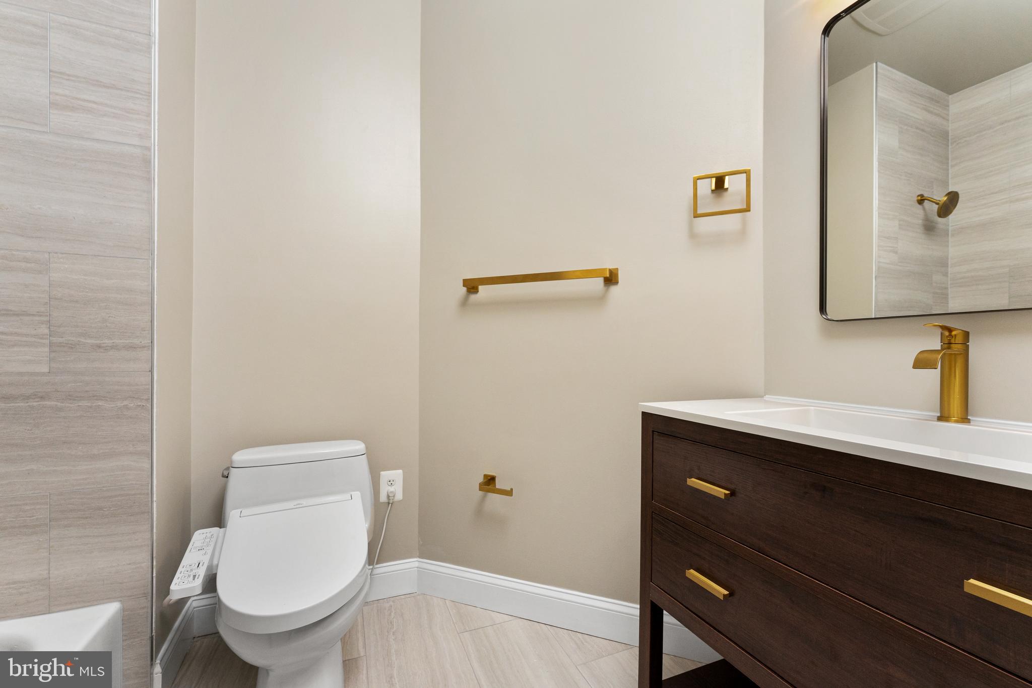 1445 MAYHURST BOULEVARD