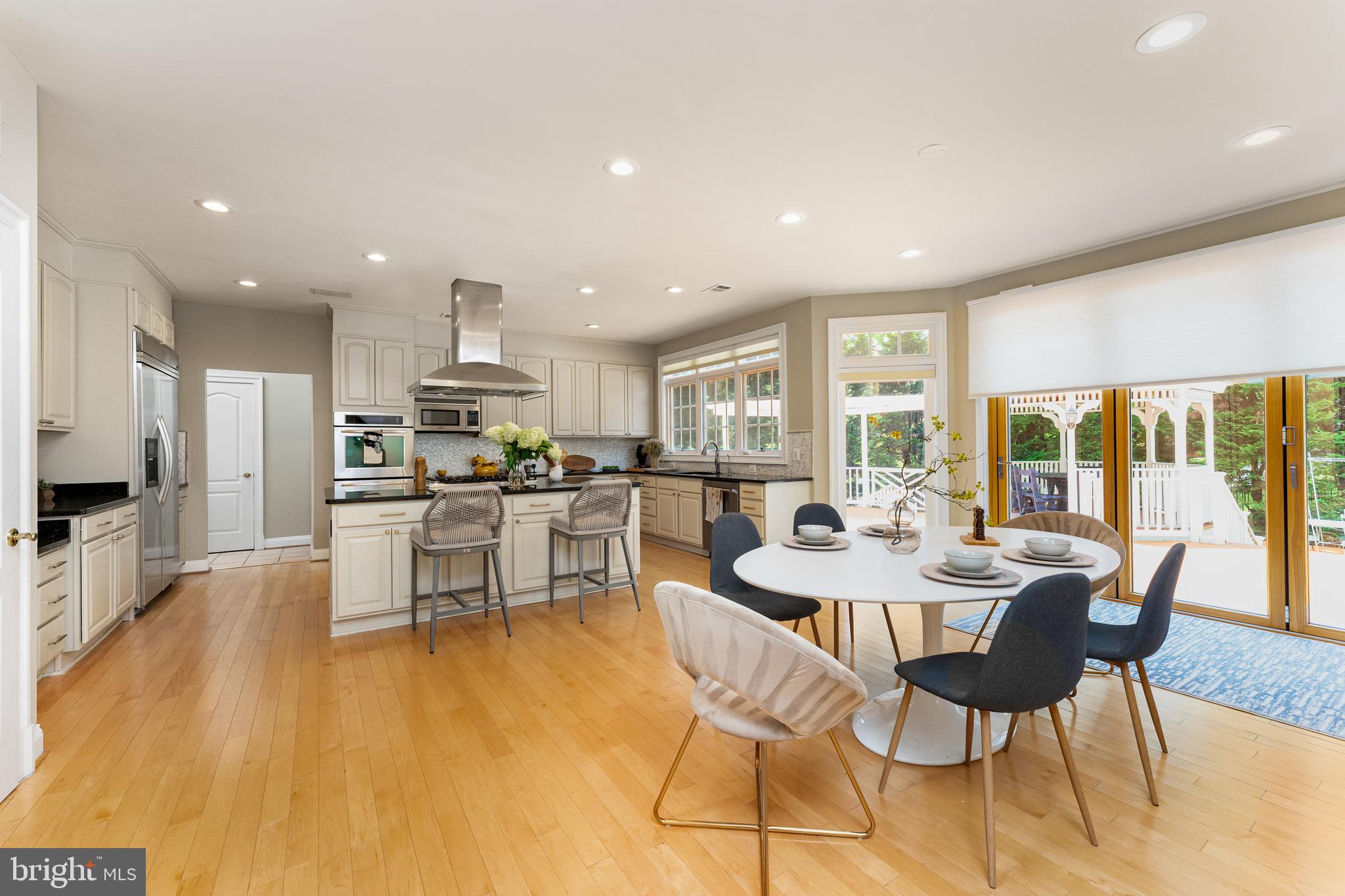 1445 MAYHURST BOULEVARD