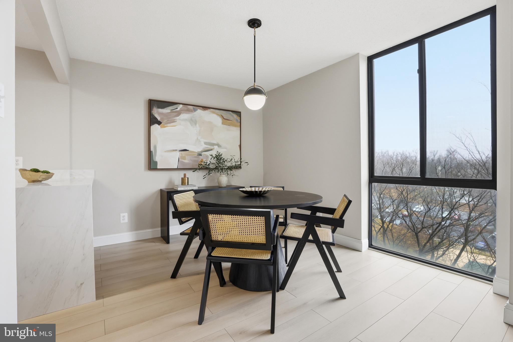 2311 PIMMIT DRIVE 603