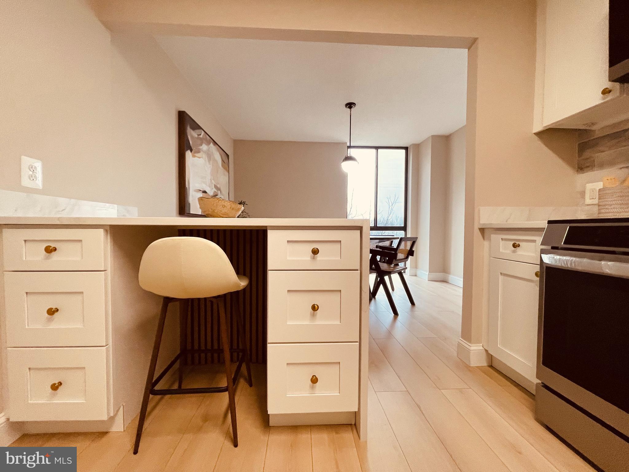 2311 PIMMIT DRIVE 603