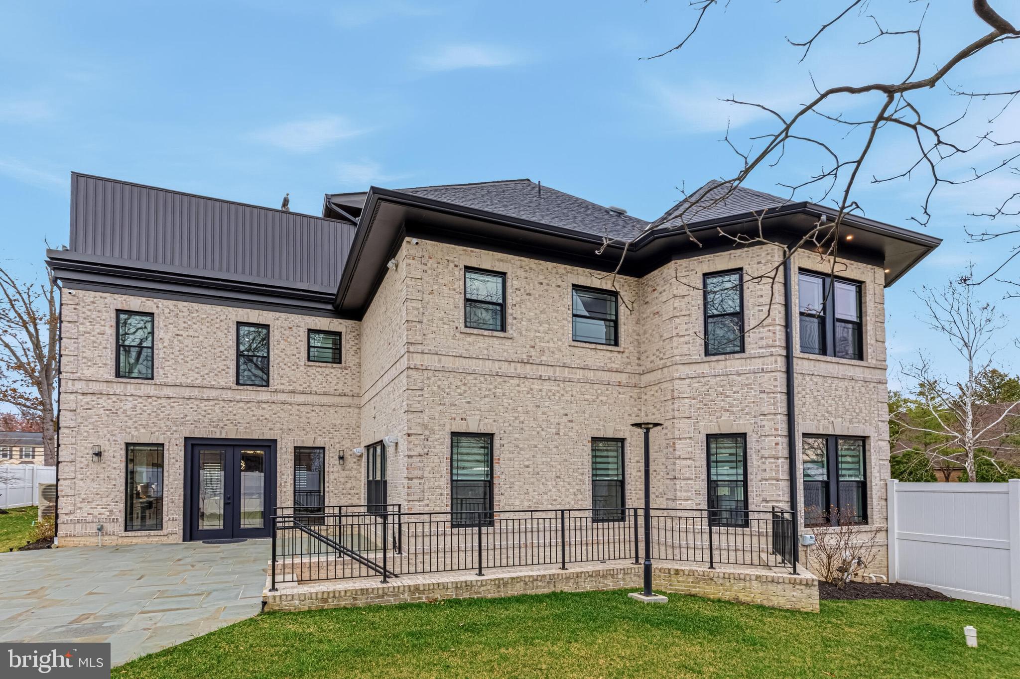 14700 CRANOKE STREET