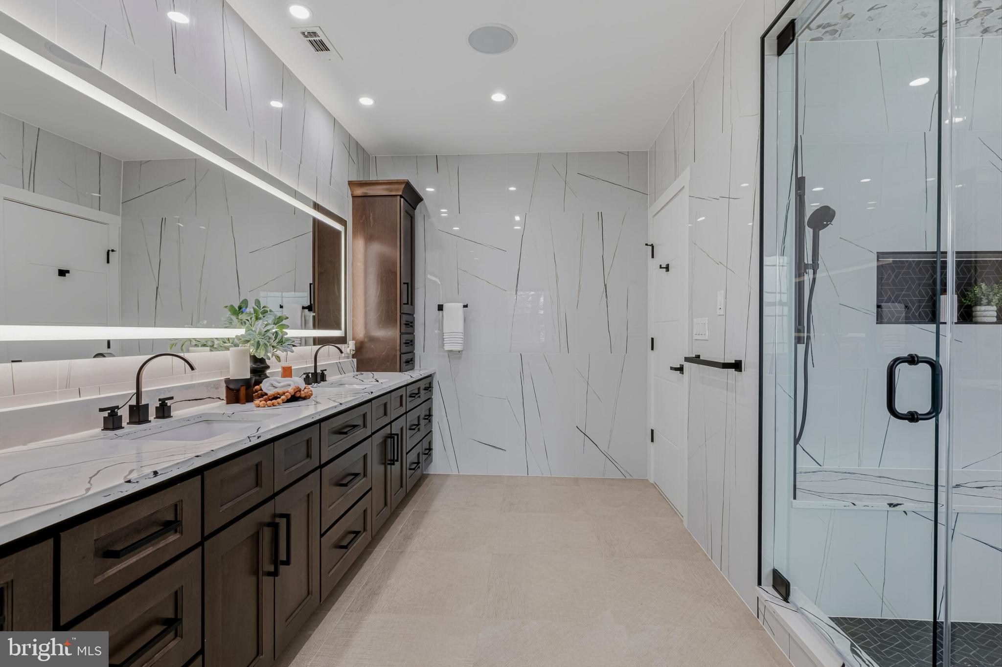 14700 CRANOKE STREET