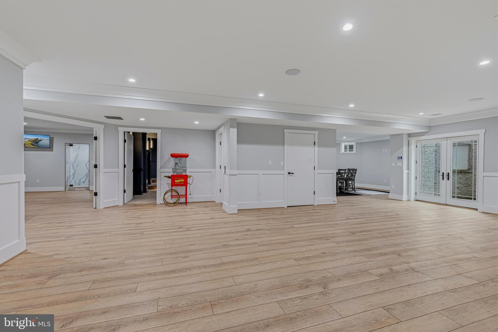 14700 CRANOKE STREET