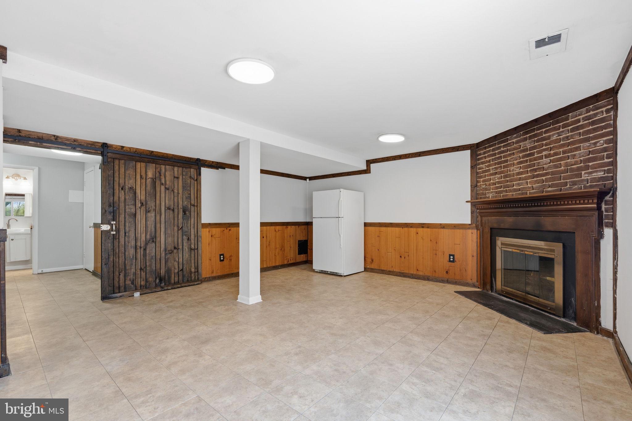 13315 AIKEN PLACE