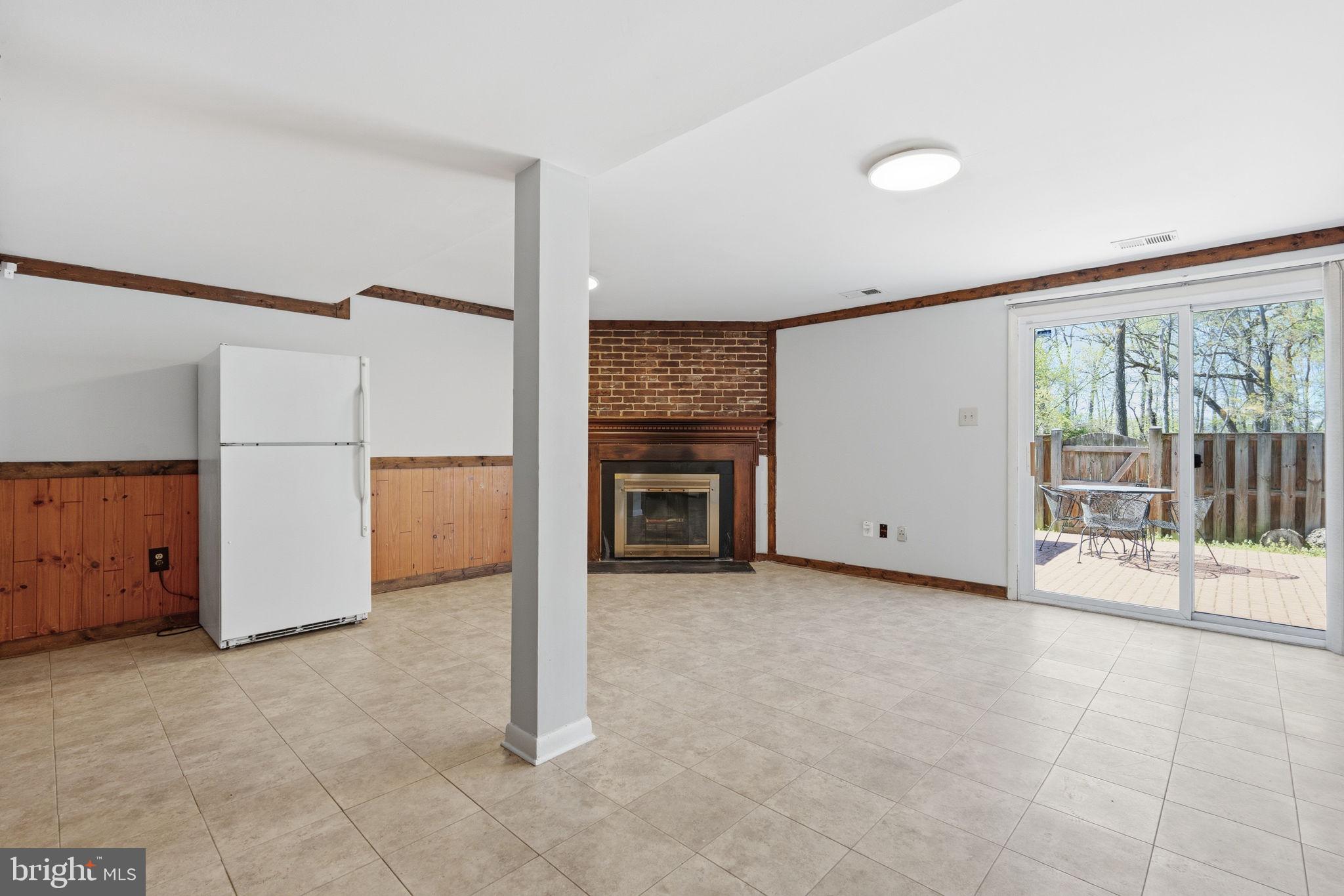 13315 AIKEN PLACE