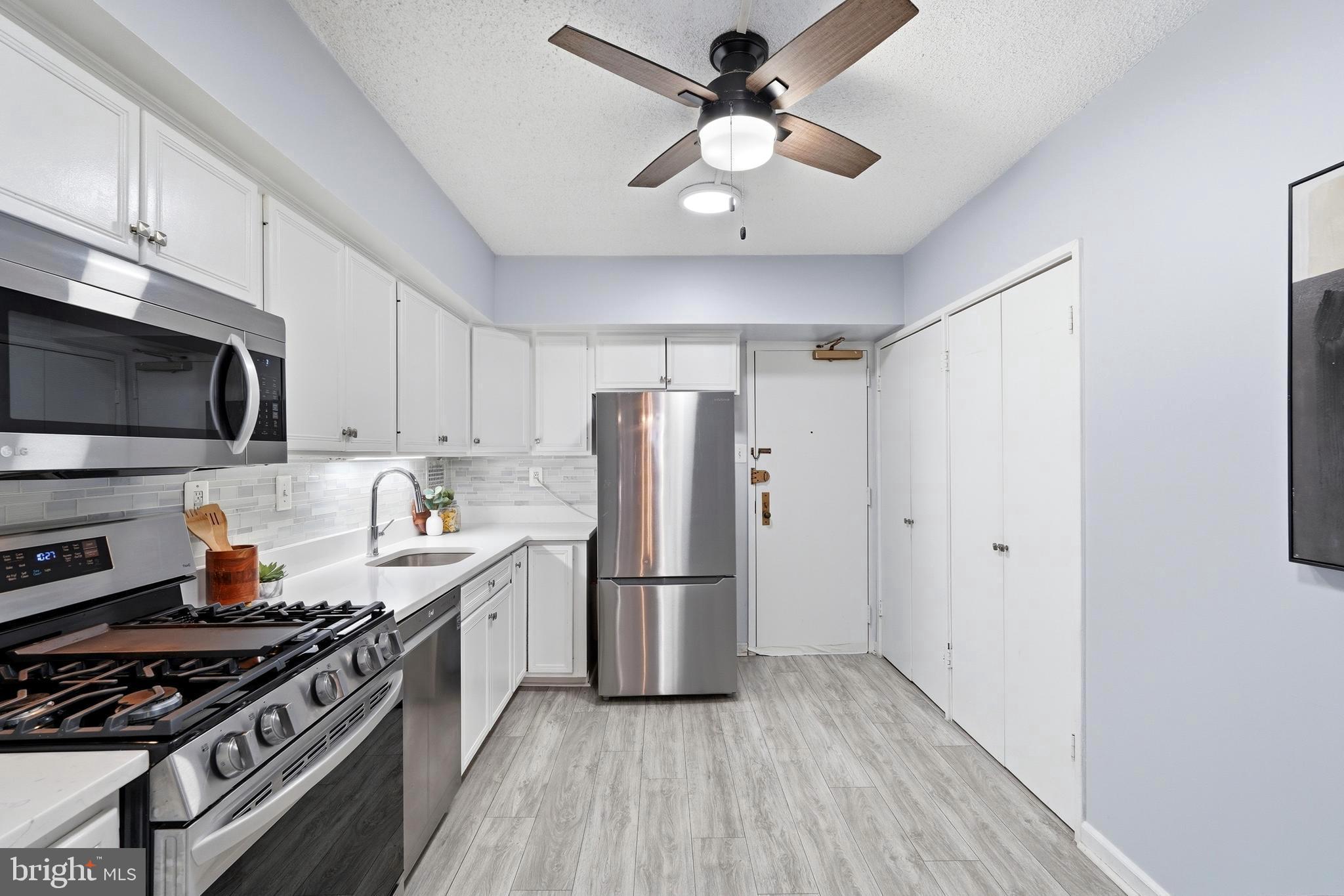 3705 S GEORGE MASON DRIVE 1203S