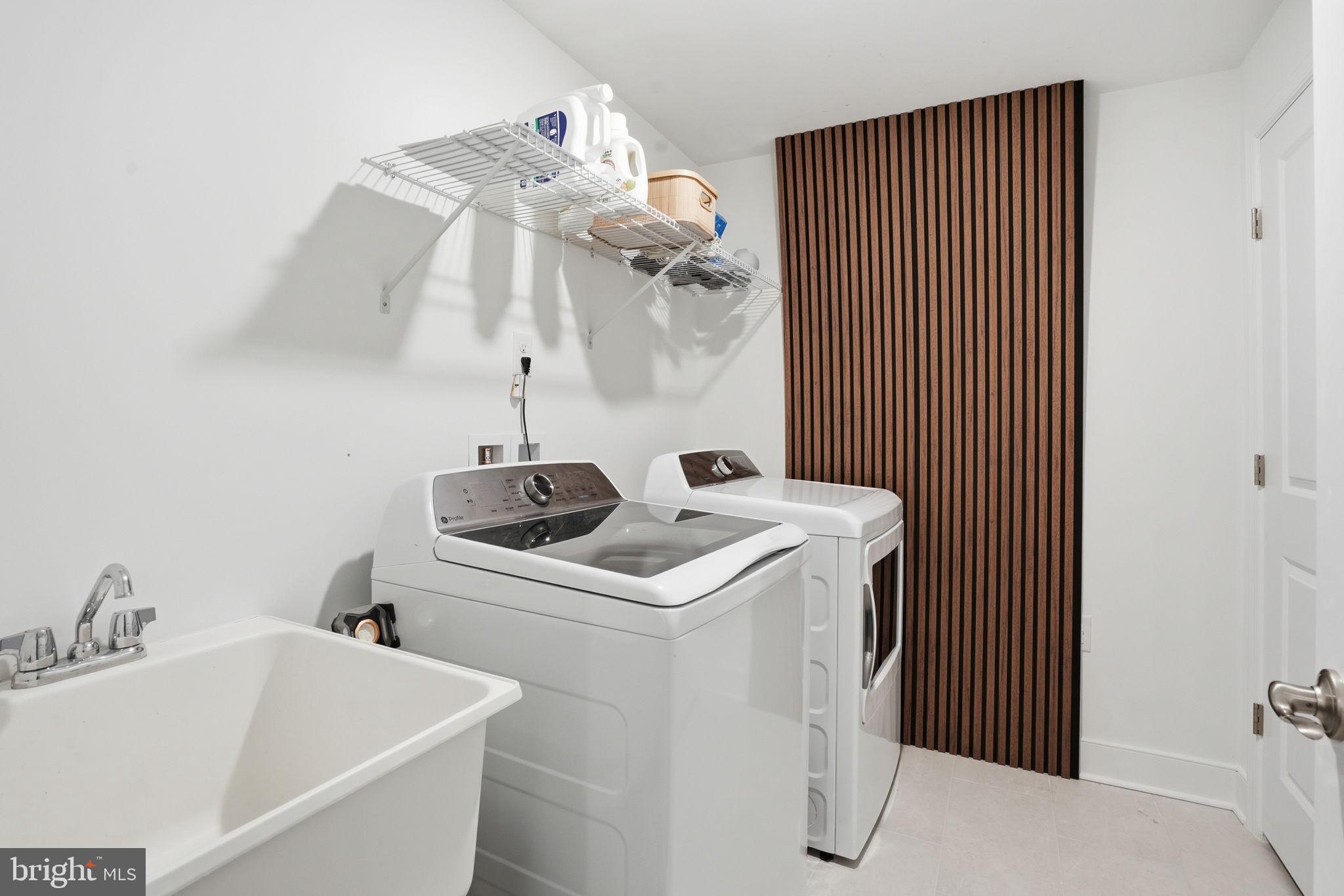 4835 BAUHAUS SQUARE 104