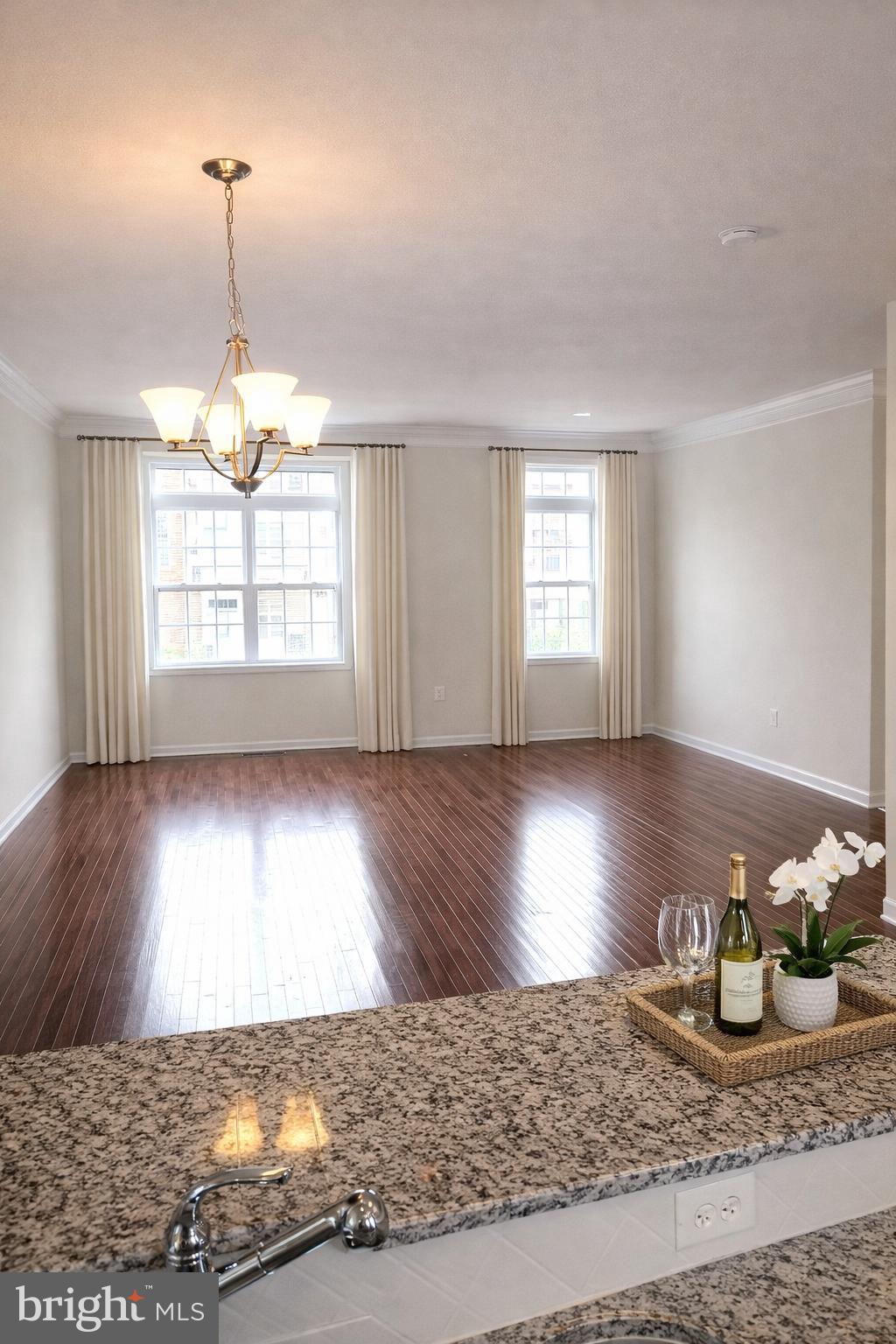 23109 DUNLOP HEIGHTS TERRACE