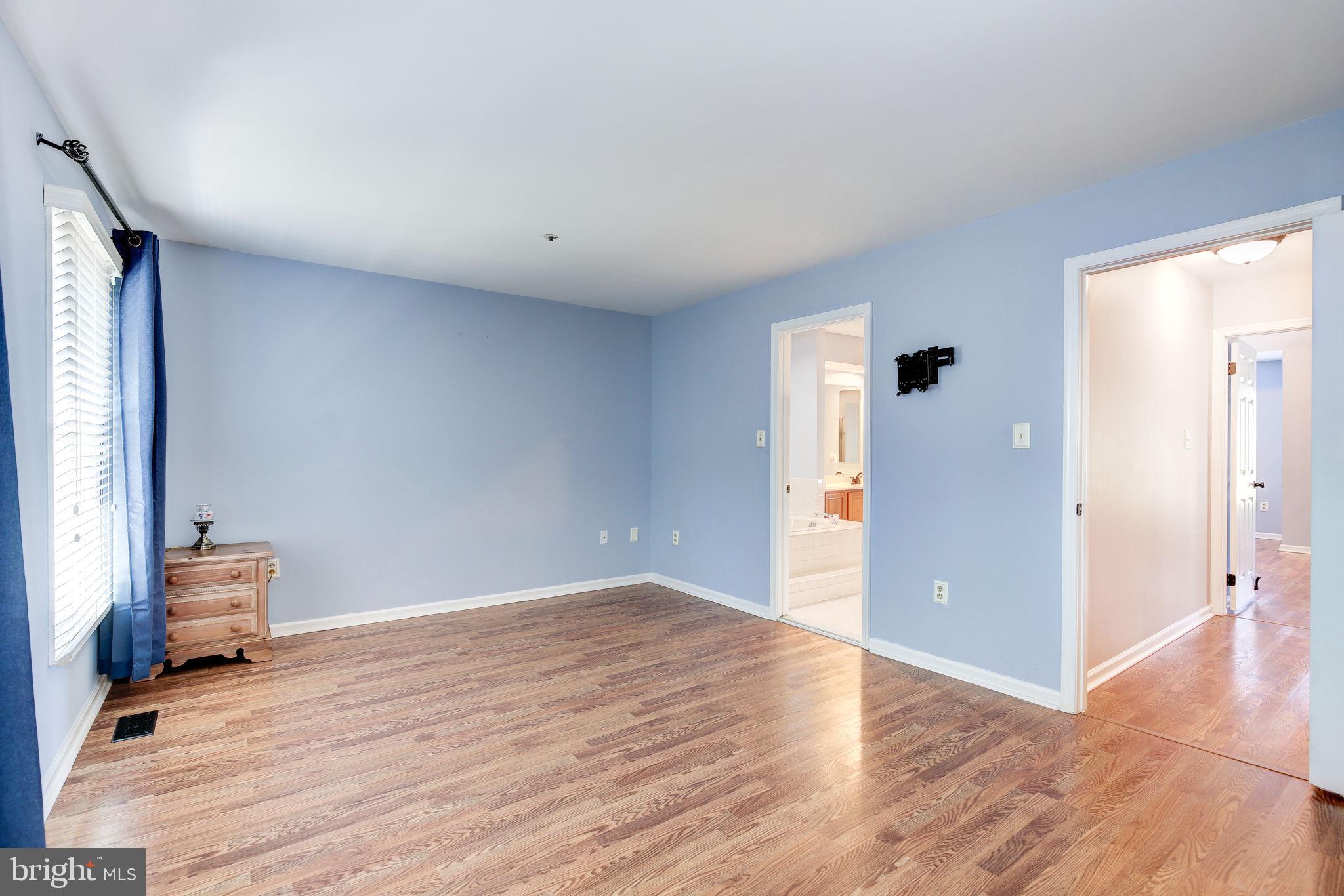 7937 Blue Gray Cir