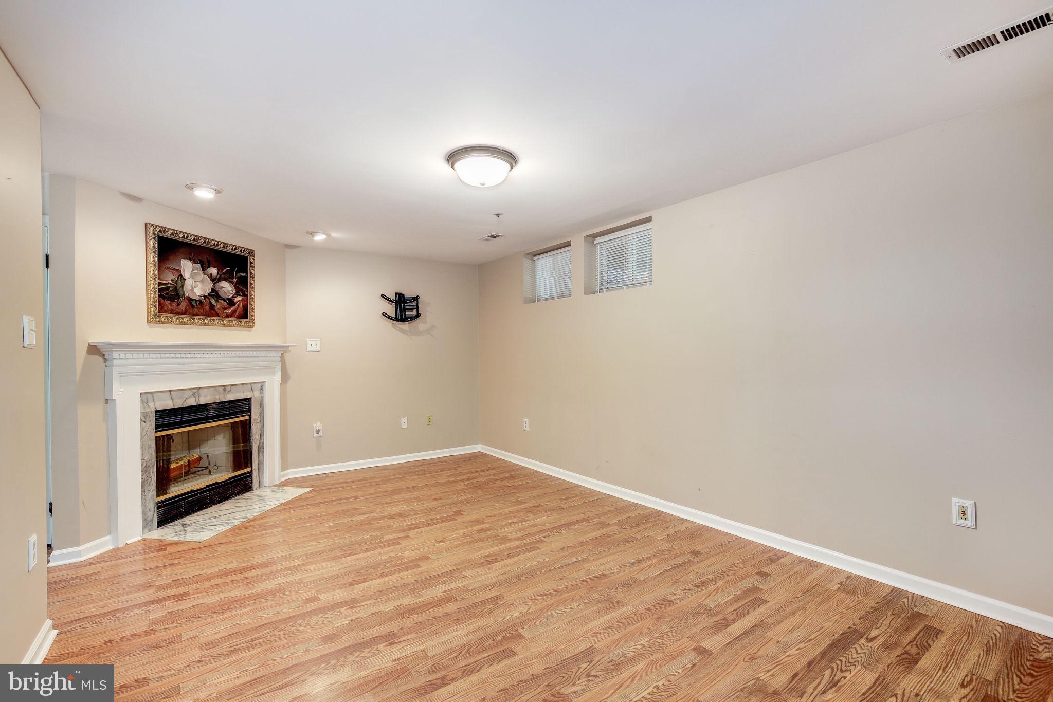 7937 Blue Gray Cir