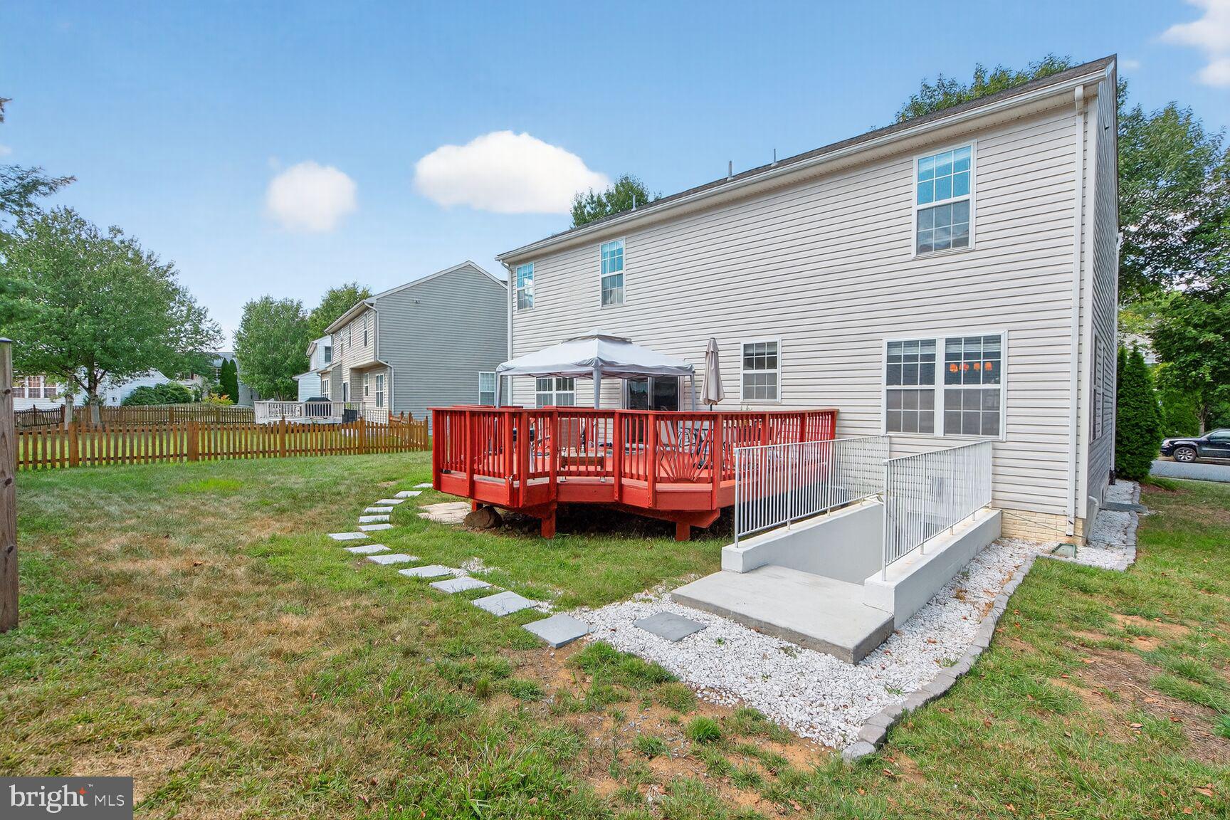 12171 OPEN MEADOW LANE