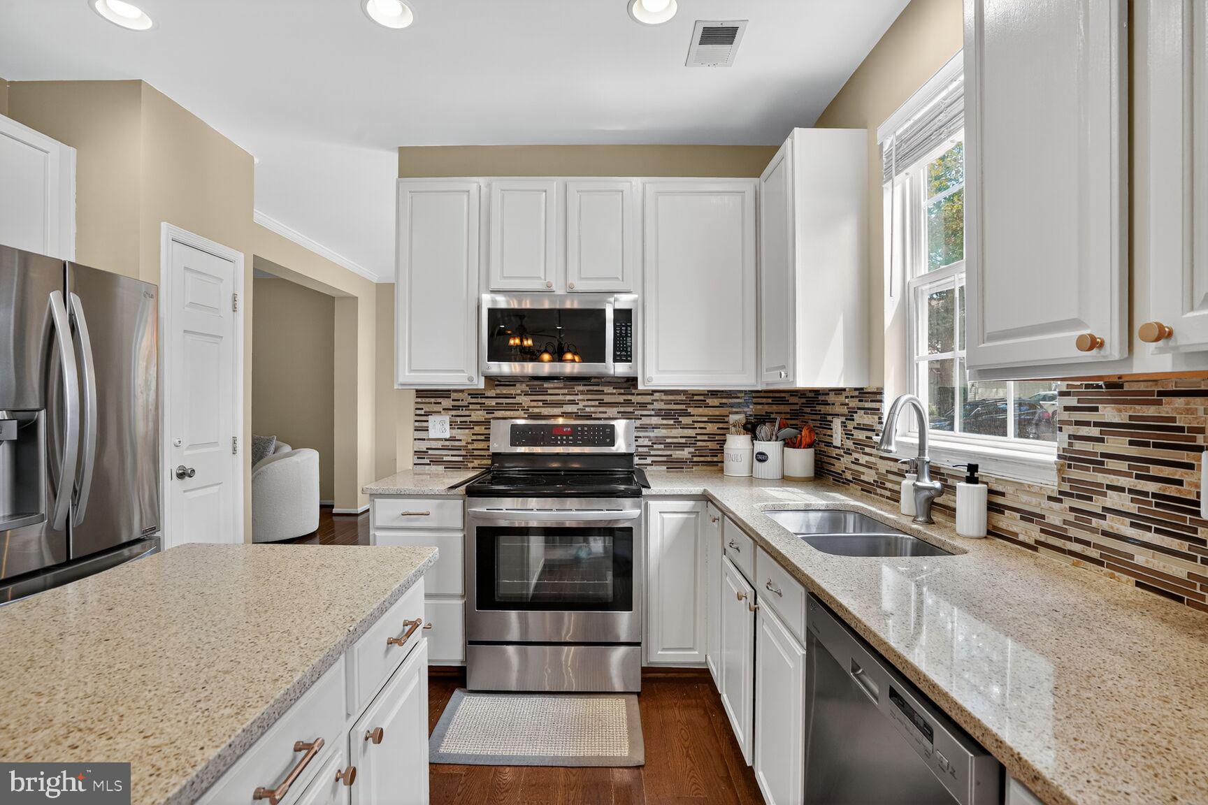 12171 OPEN MEADOW LANE