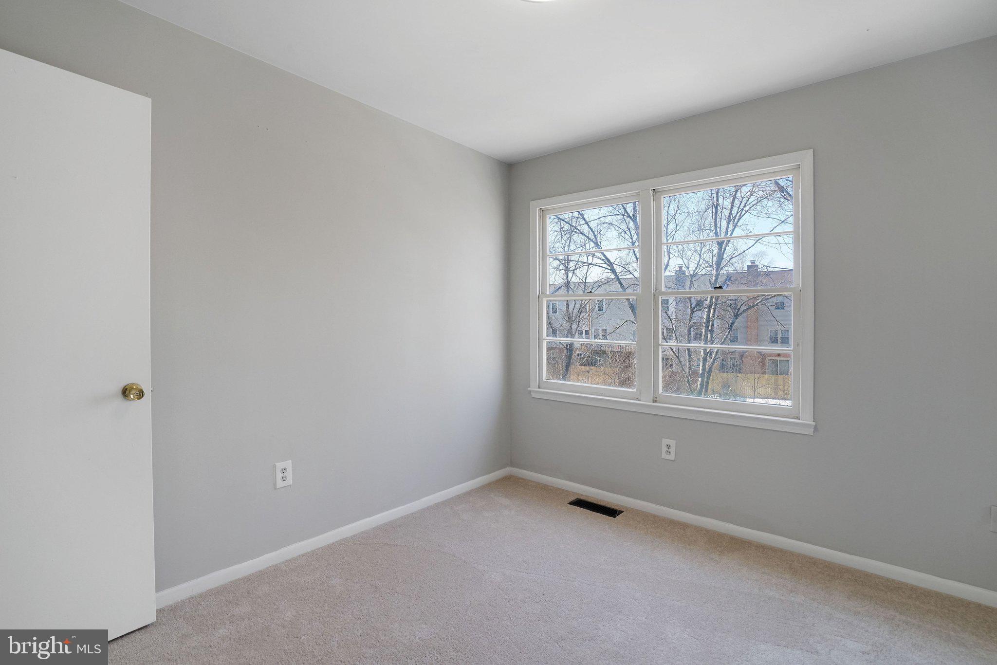 12346 WOODLAWN COURT