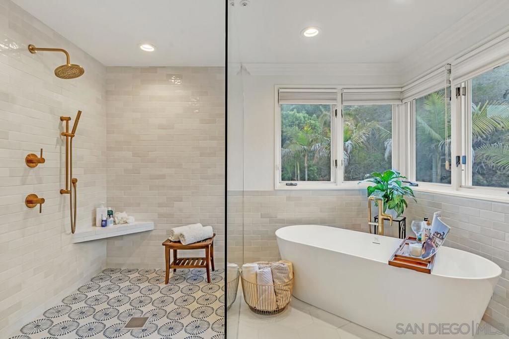 1702 Sienna Canyon Drive