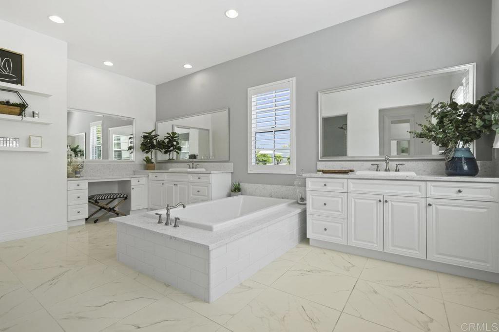 16770 Crescent Creek Drive