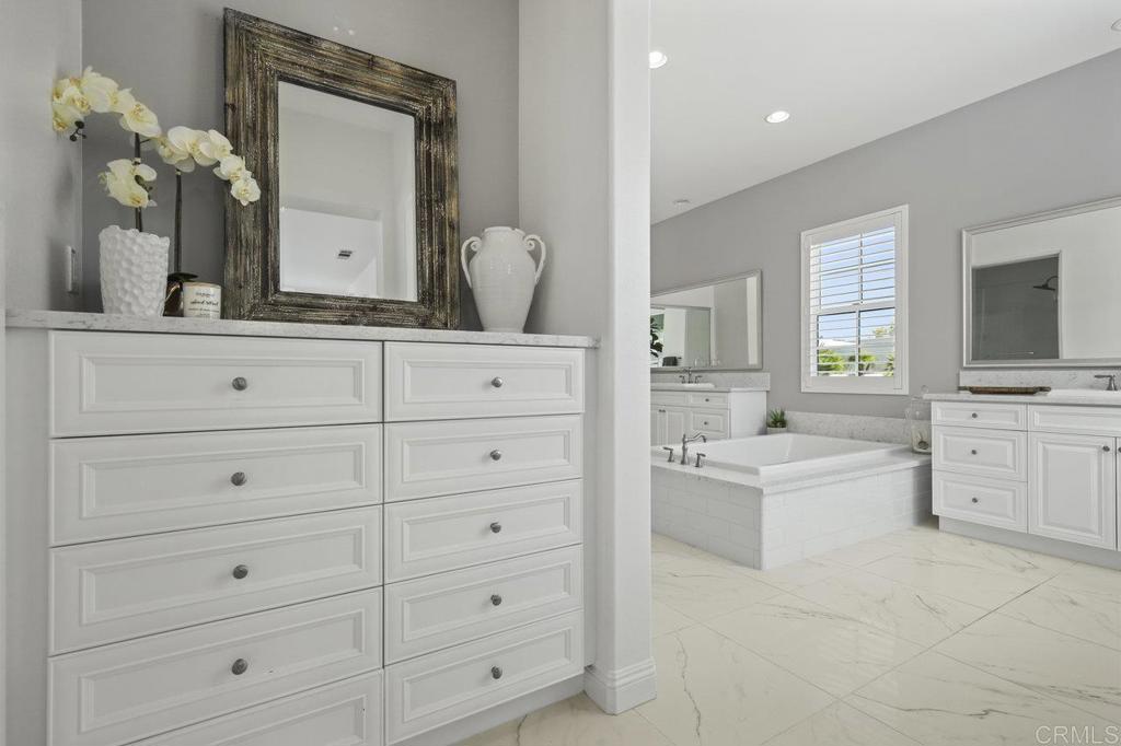 16770 Crescent Creek Drive