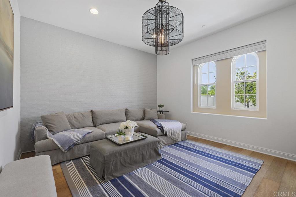 16770 Crescent Creek Drive