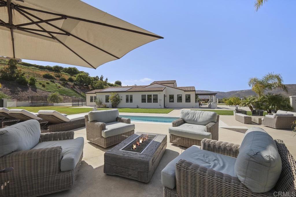 16770 Crescent Creek Drive