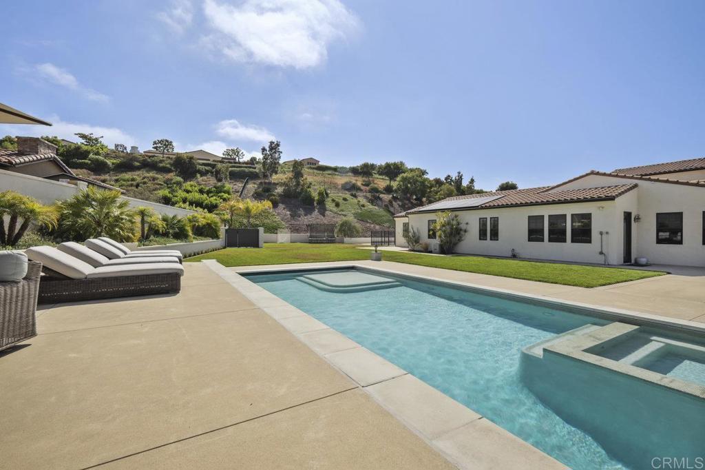 16770 Crescent Creek Drive