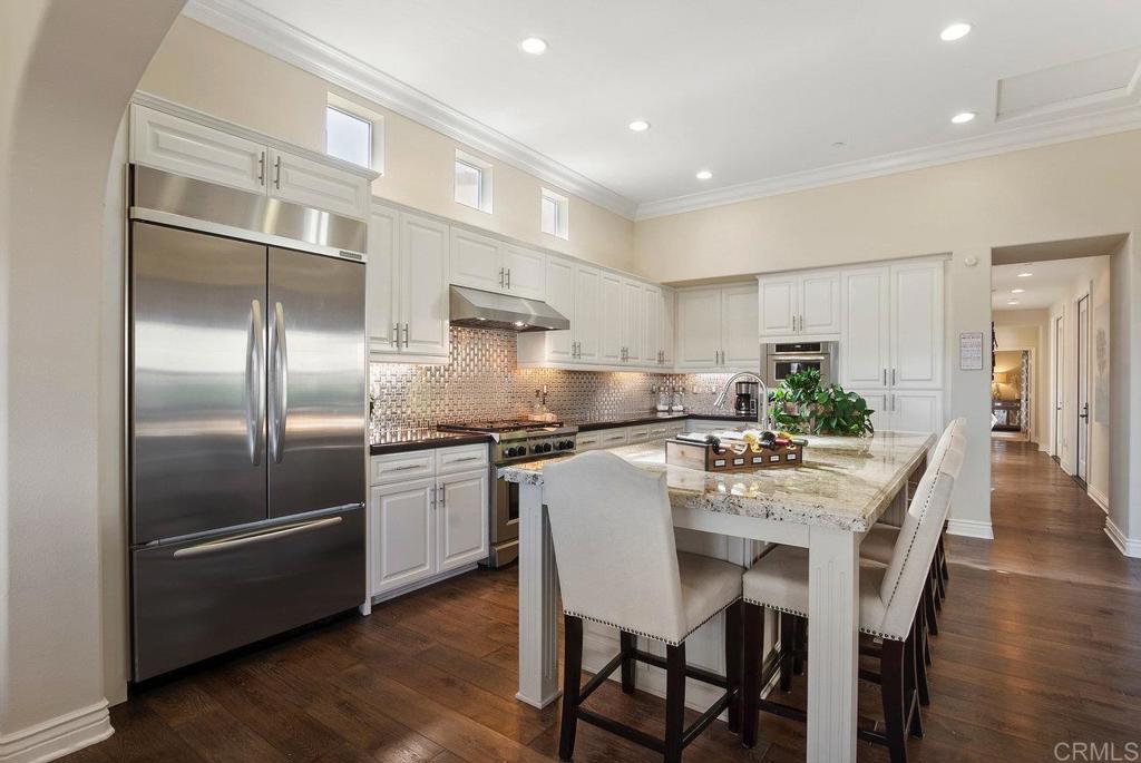 8532 Kristen View Court