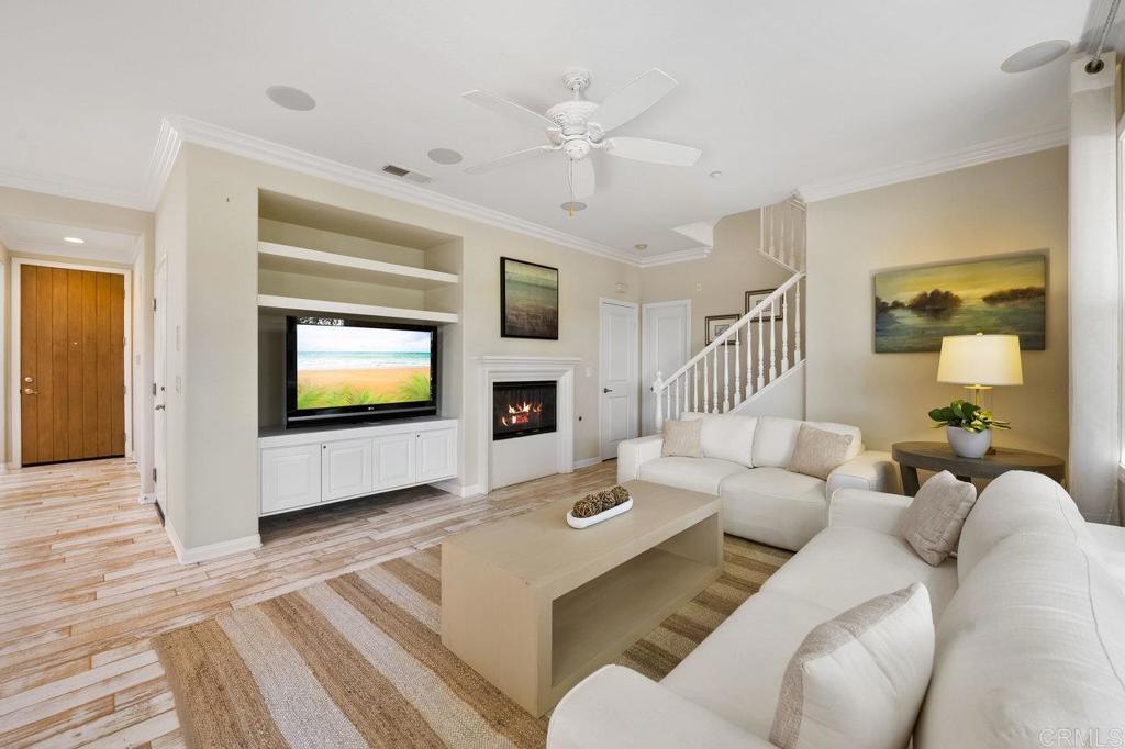 8405 Christopher Ridge