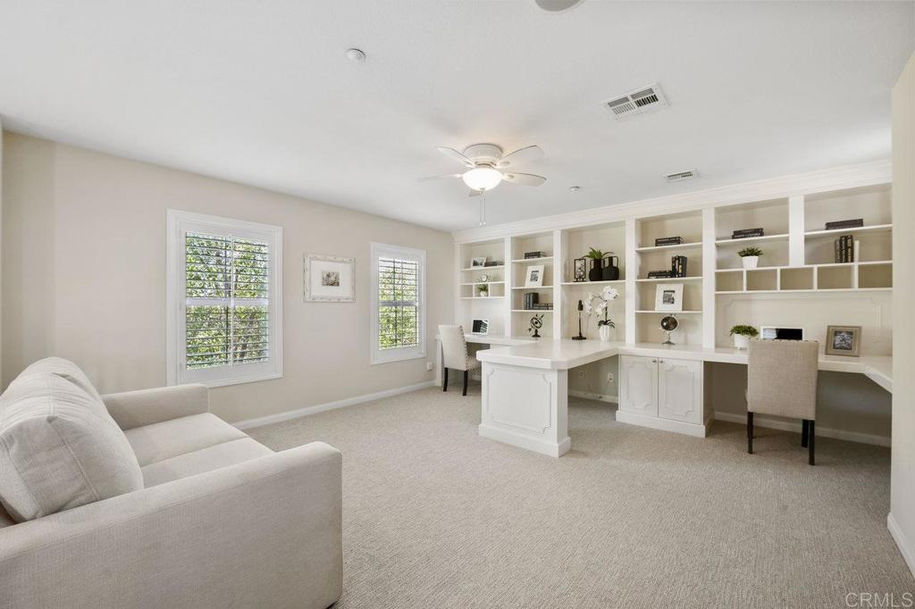 8405 Christopher Ridge