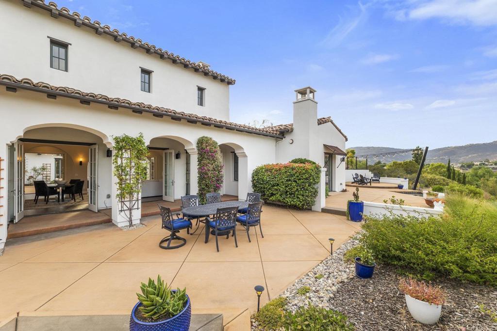 8318 The Landing Way