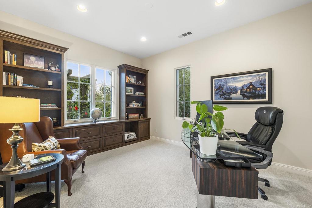 8318 The Landing Way