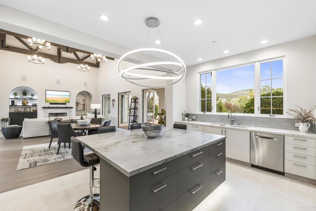 8318 The Landing Way