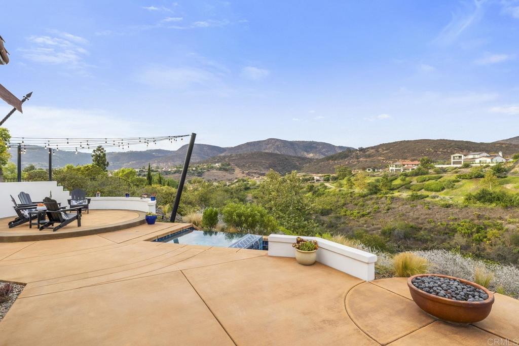 8318 The Landing Way