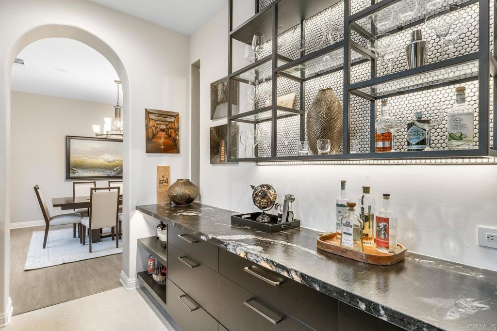 8318 The Landing Way