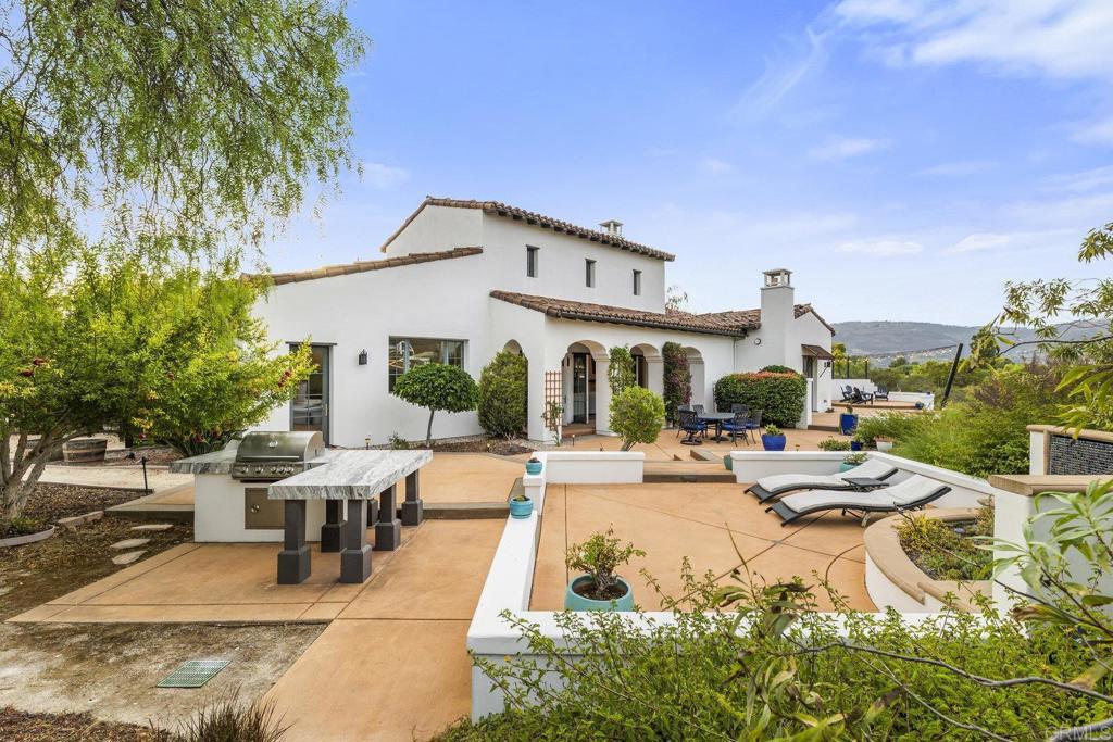 8318 The Landing Way