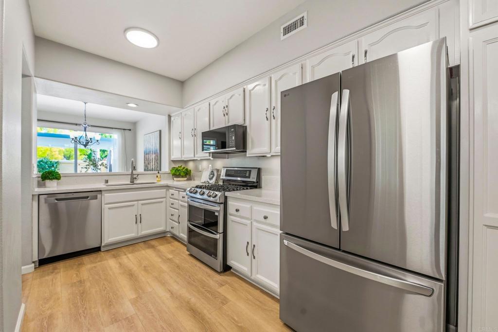 12306 Springwater