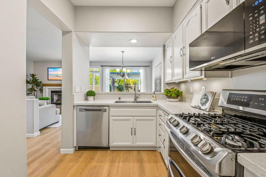 12306 Springwater