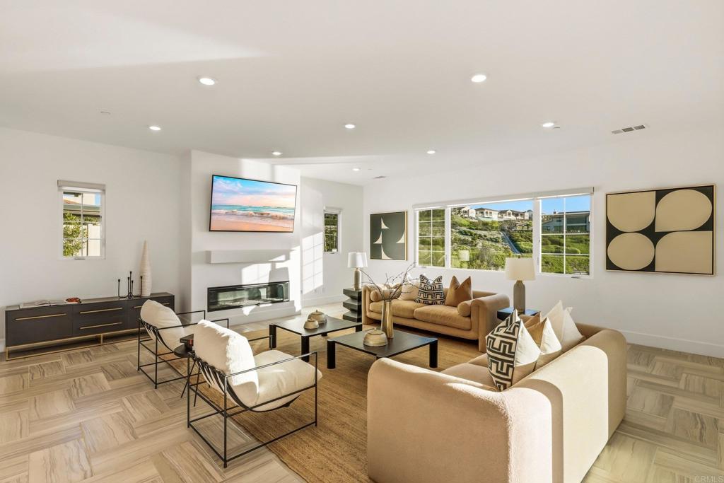 8451 Hidden Cove Way