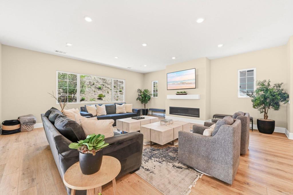 8490 Silent Tide Court