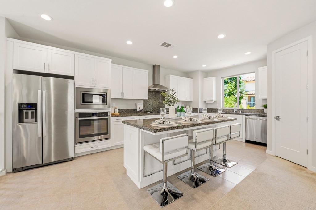 15149 Lincoln Loop
