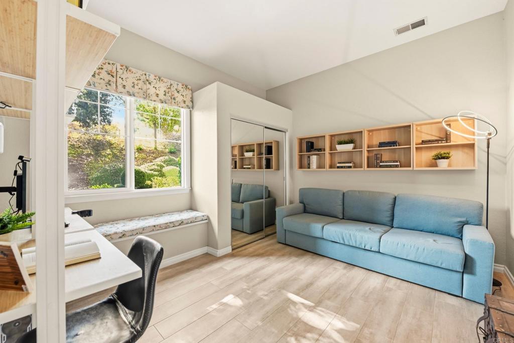 2888 Eastview