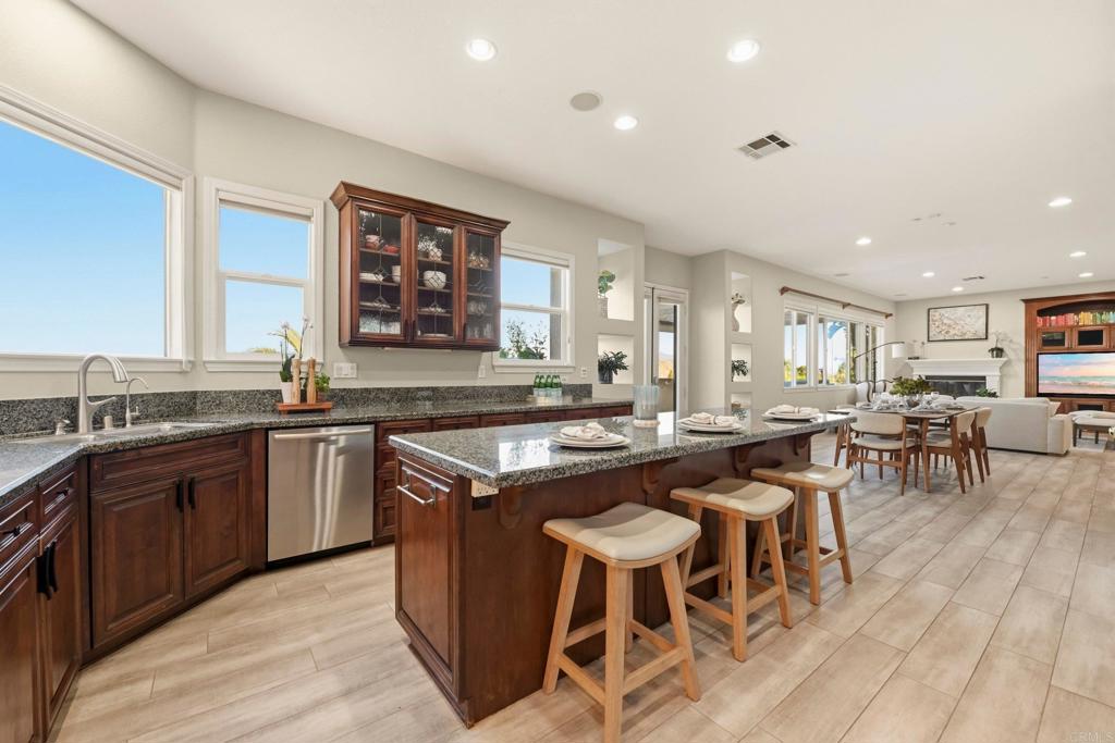 2888 Eastview