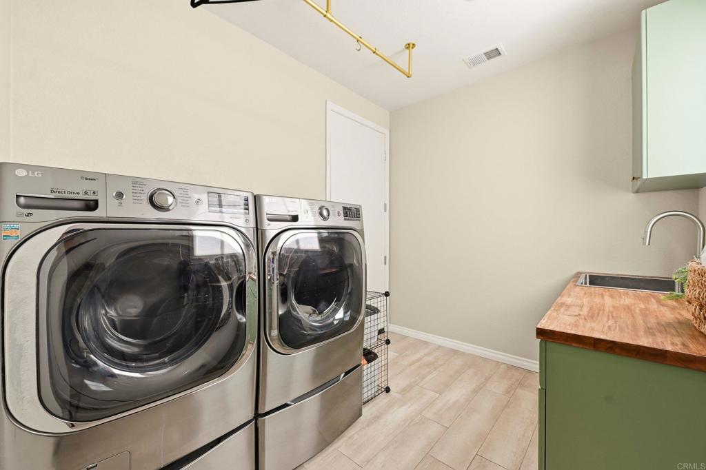 2888 Eastview